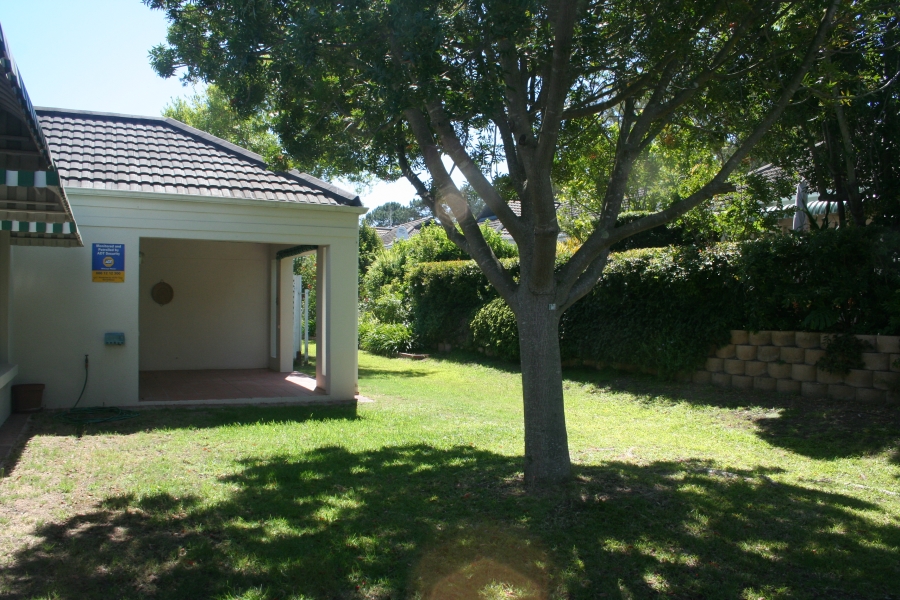 To Let 3 Bedroom Property for Rent in Onder Papegaaiberg Western Cape